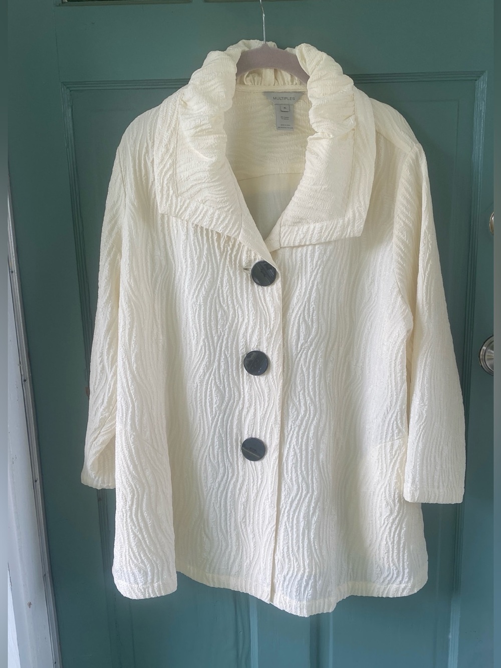 Multiples cream ruffled collar formal jacket big buttons 3/4 sleeve XL